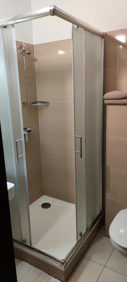 Koliba U Cerneho Medveda Hotel Zlín Buitenkant foto