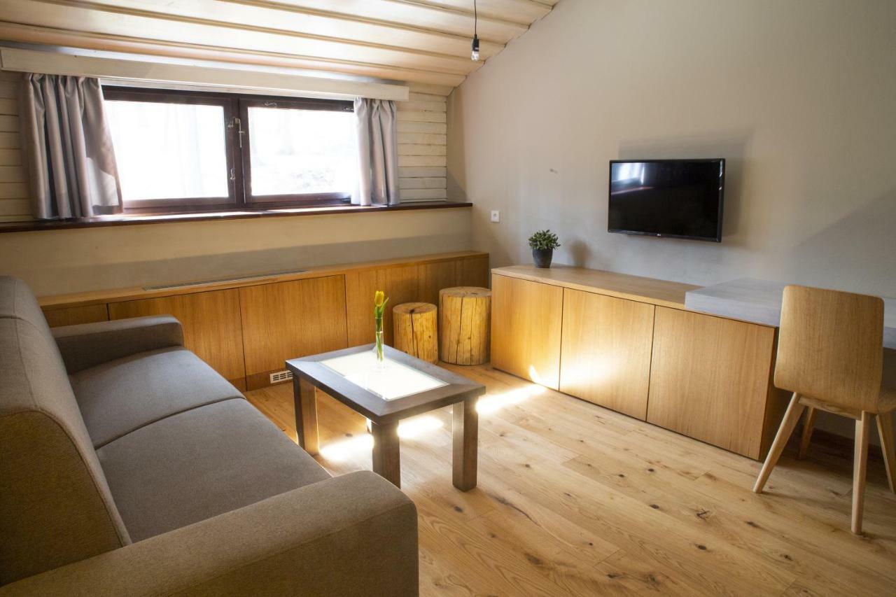 Koliba U Cerneho Medveda Hotel Zlín Buitenkant foto